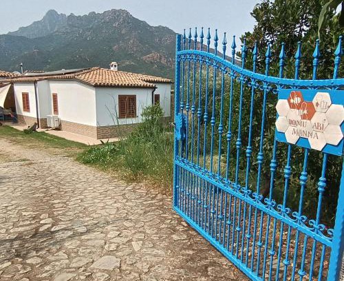 Tertenia House | Domu abi manna