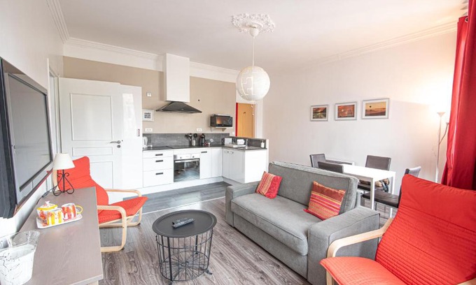 Quartier Administrations Apartment | Domus Titus spacieux T2 proche de la gare