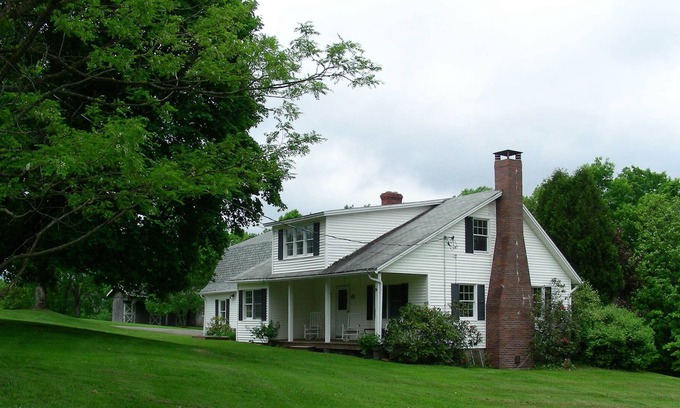 Oneonta House | DON'T BOOK: 10 mins away from the Dreamspark Stadium & All-Star Village!