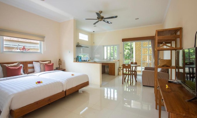 Jimbaran Bay Bed & Breakfast | Donguri House Bali