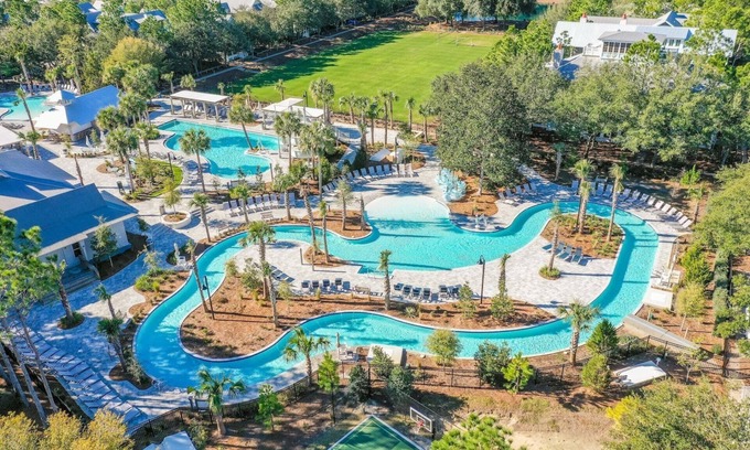 Seaside House | Doodlebug Cottage | Watercolor Executive Access Home | 6 Pools | Lazy River
