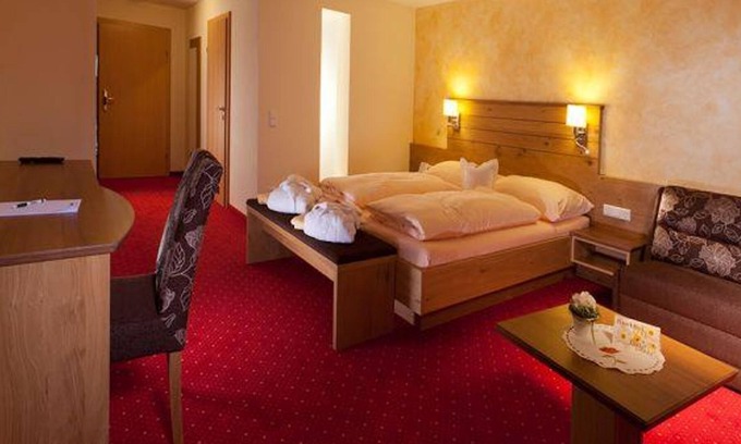 Schladming House | Doppelzimmer Comfort mit Dusche od. Bad, WC - Hotel Waldfrieden