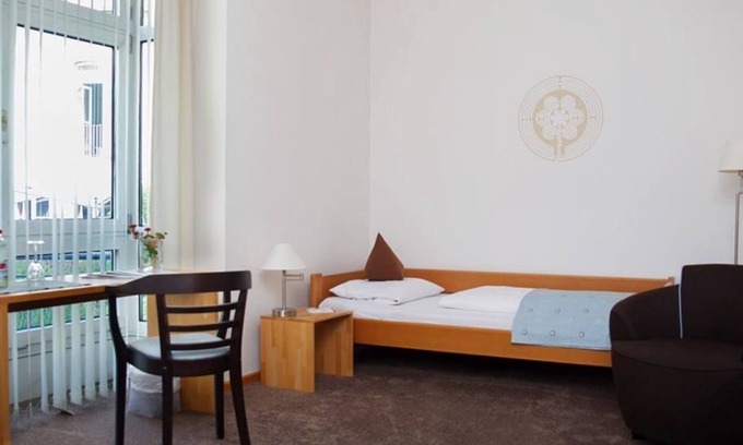 Klingenmuenster House | Doppelzimmer, Dusche, WC, Standard Twin - Stiftsgut Keysermühle Ggmbh