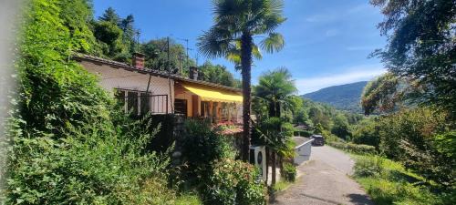 Purasca House | Doppelzimmer mit Gemeinschaftsbad - und Küche