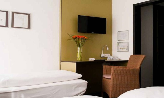 Freiburg im Breisgau Apartment | Doppelzimmer mit Zustellbett