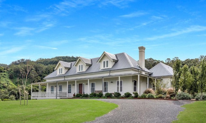 Meroo Meadow House | Dormy Park - By Berry Getaways
