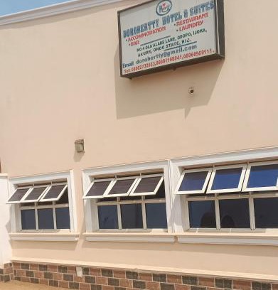 Akure Hotel | Dorobertty Hotel and Suits