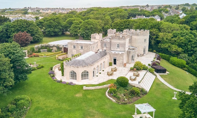 Isle of Portland Other | Dorset Castle - Nine Bedroom Castle, Sleeps 20