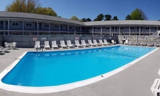 Dennis Port Hotel | Doryman Motel