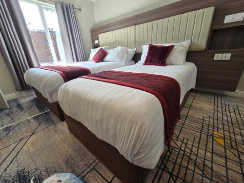 Broadstone House | Double bedroom studios