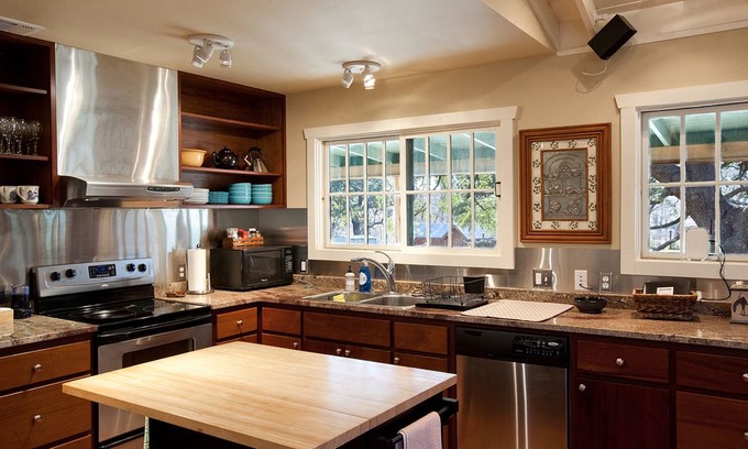 Dripping Springs Cabin | Double Dam Ranch Cabins