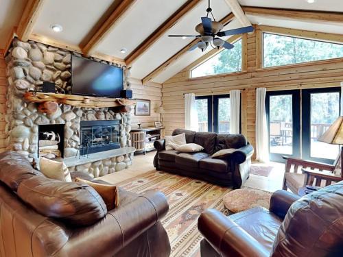 Alto House | Double Eagle Manor