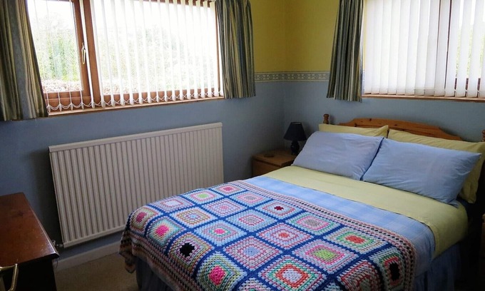 Llangynidr House | Double Ensuite with Shower at Cae y Rhedyn Annexe