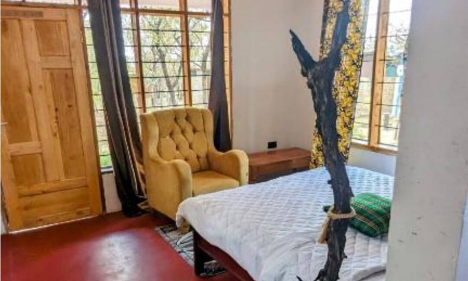 Mikumi House | Double G safaris and Camp Mikumi - Superior Single Room 5