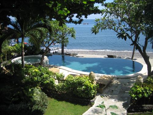 Amed Resort | Double One Villas
