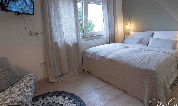 Obersulm Apartment | Double Room 1 - Gästehaus Lamm
