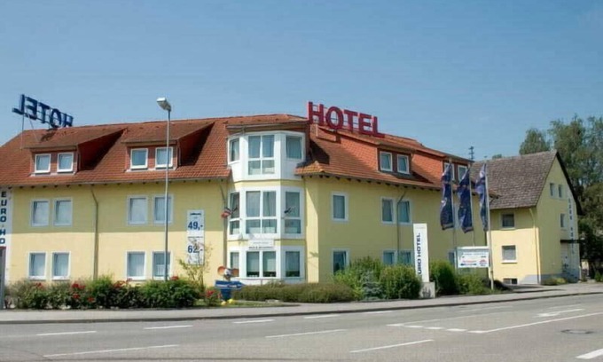 Kappel-Grafenhausen House | Double room with WC and shower - Euro Hotel