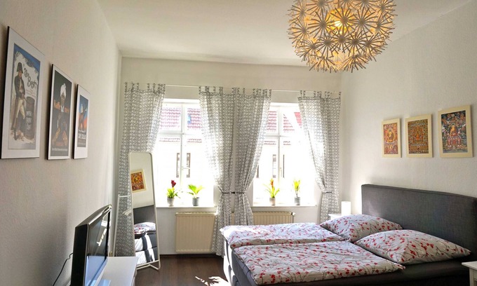 Torgau Apartment | Double room - "Rösterei Arabica"