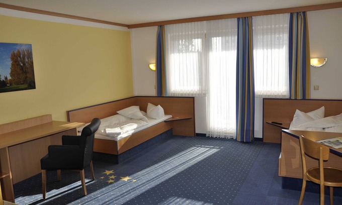 Handelshafen House | Double room TWIN (2) - sleep & go Hotel Magdeburg GmbH