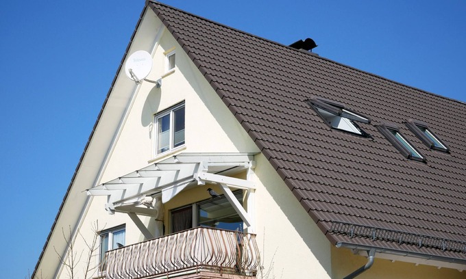 Ettenheim Apartment | Double room with shower and WC