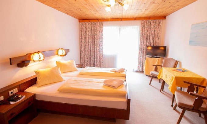 Flachau House | Double room with shower, WC (2-3 pers) - Hotel Sporthotel Flachauwinkl