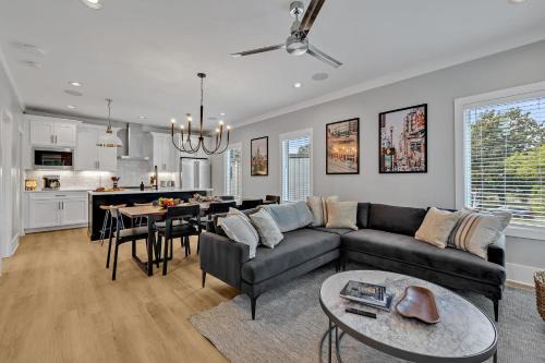 Berry Hill House | Double Treble - 2 Townhomes - Private Rooftops