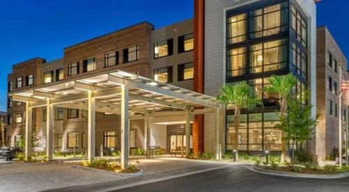 Charleston Hotel | DoubleTree by Hilton Charleston Riverview