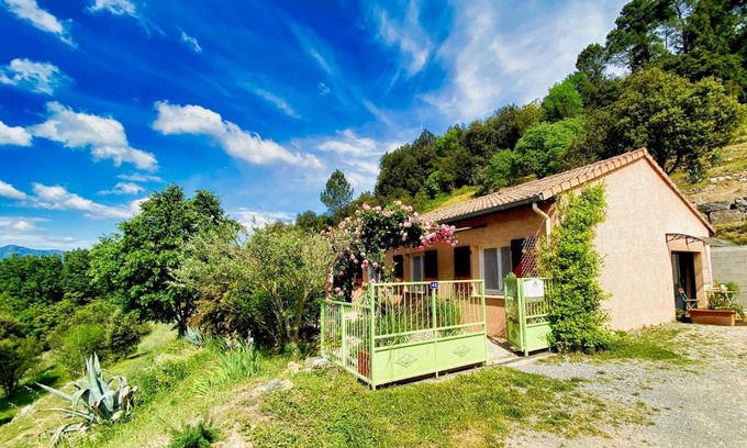 Vals-les-Bains Bed & Breakfast | Douce Quiétude "L'ESCAPADE" chambre d'hôtes