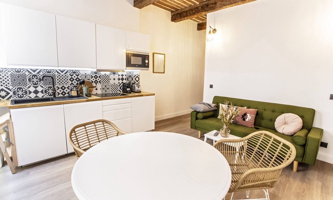 Hotel-de-Ville Apartment | Douceur au Coeur du Panier