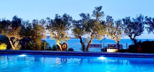 Monemvasia Apartment | Douka Sea Front Residencies