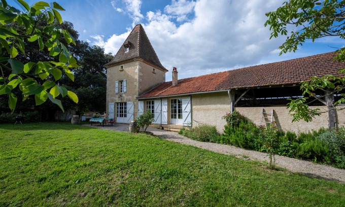 Castera-Verduzan Other | Dovecote in the quiet Gers countryside, heated swimming pool
