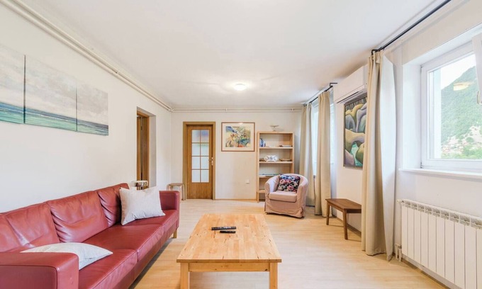 Most na Soci Apartment | Down floor ap with 1 bedroom, airco, tv, new kitchen and own lake side terrace