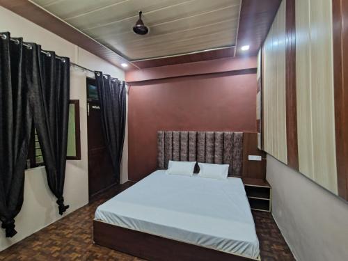 Bullawala House | Down Hill Homestays