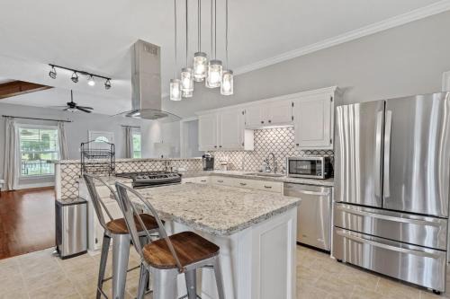 Lake Charles House | Downtown 3 Bedroom Home