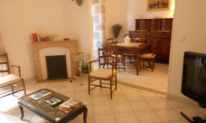 Gambetta Apartment | DOWNTOWN APARTMENT 4P/BEACHES