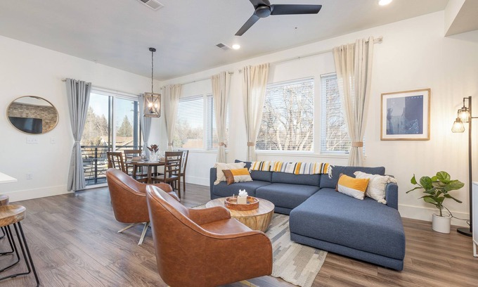 Veterans Park Condo | Downtown Boise, BSU, Adventures!
