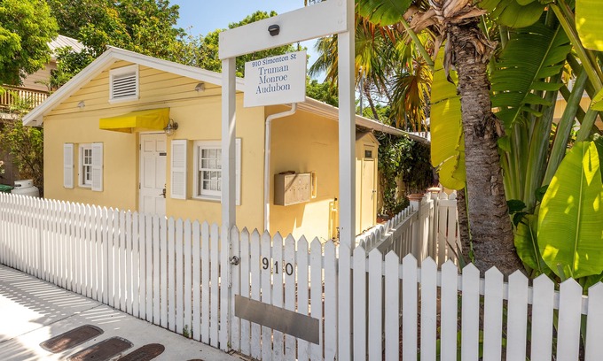 Old Town Apartment | Downtown dog-friendly cottage-like studio with patio, full kitchen, cable, & AC