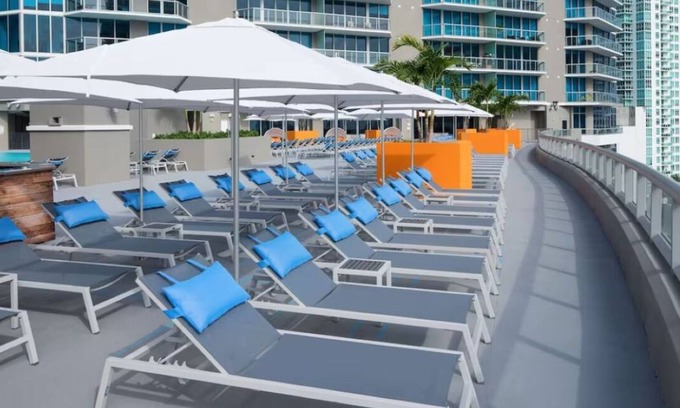 Brickell Hotel | Downtown Fun at Your Doorstep – Walk to Shops, Bay & Entertainment - 2 Units