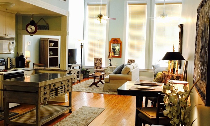 Galveston Condo | Downtown Galveston Historic Spacious Open Loft