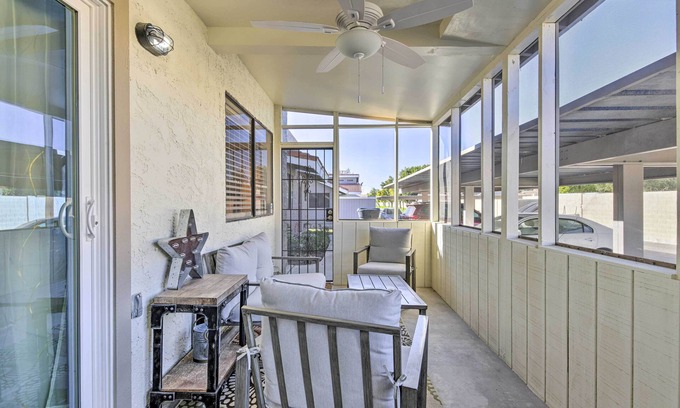 Gilbert Condo | Downtown Gilbert Condo w/Screened Porch!