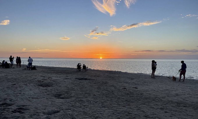Tarpon Springs Apartment | Downtown Historic Tarpon Springs Suite Coastal Gulf Coast Community