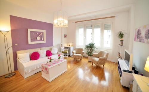 Zagreb Apartment | Downtown