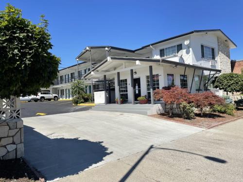 Wenatchee Hotel | Downtown Inn