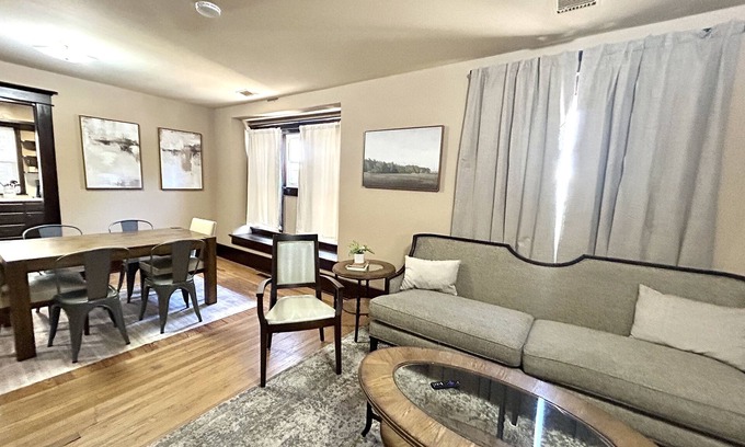 Wichita House | Downtown Location W/Washer & Dryer!