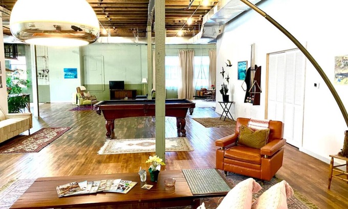 Central Business District Apartment | Downtown Lynchburg *REAL loft living* Va Virginia