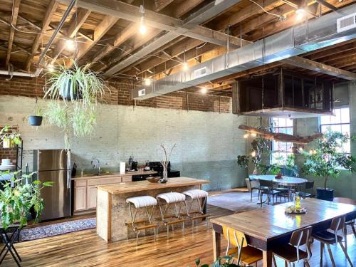 Central Business District Apartment | Downtown Lynchburg REAL loft living Va Virginia