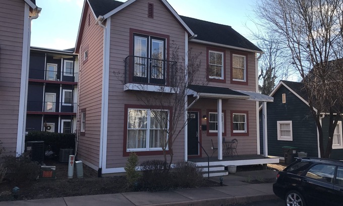 Starr Hill House | Downtown Mall Cottage just off Main St., breweries/wineries 10-30min drive
