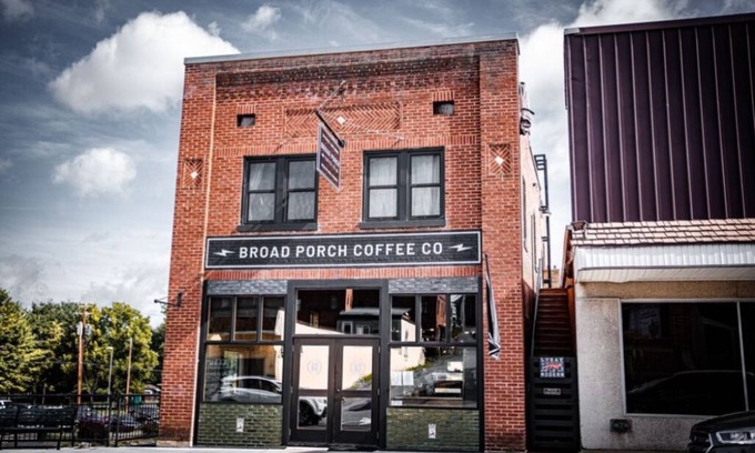 Luray Apartment | Downtown Modern Historic Apartment 2 mile Greenway Creek Trail above Coffee Shop