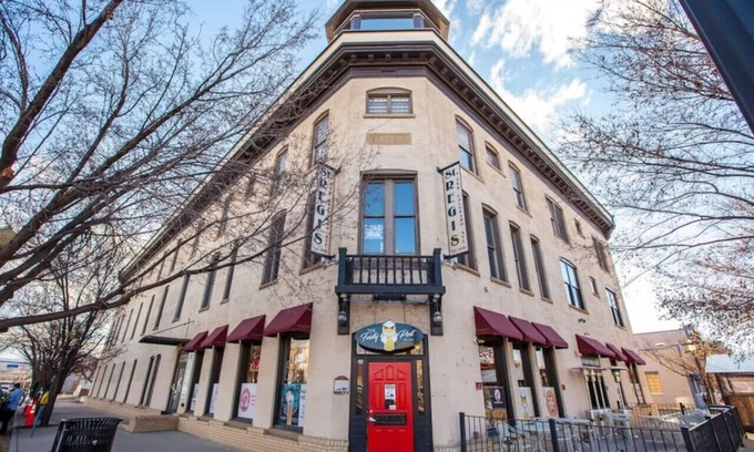 Grand Junction Apartment | Downtown Modern Condo Inside the Historic St. Regis