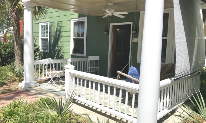 Biloxi Apartment | Downtown Ocean Springs in the Middle of it All!